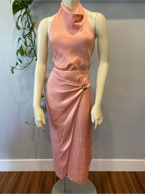 Zara Peach Satin Halter top and skirt set please see pictures for measurements